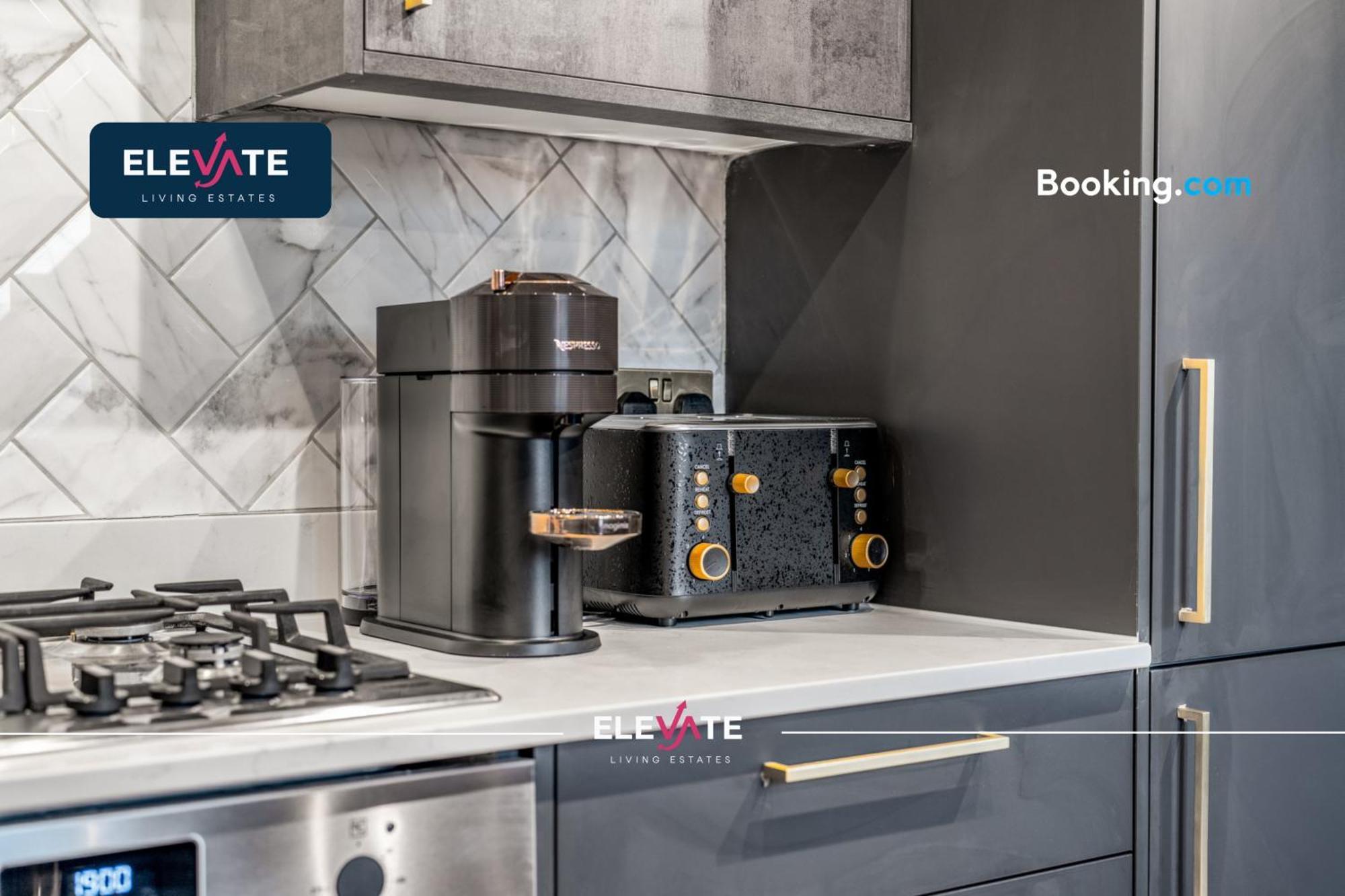 Premium Deals L Last-minute Escape L Wembley Stadium Location, Free Parking, Sleeps 8 L Elevate Living Estates Short Lets & Serviced Wembley Londra